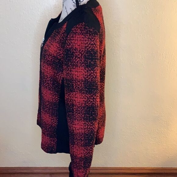 Jacket  9/1 - Picture 2 of 5